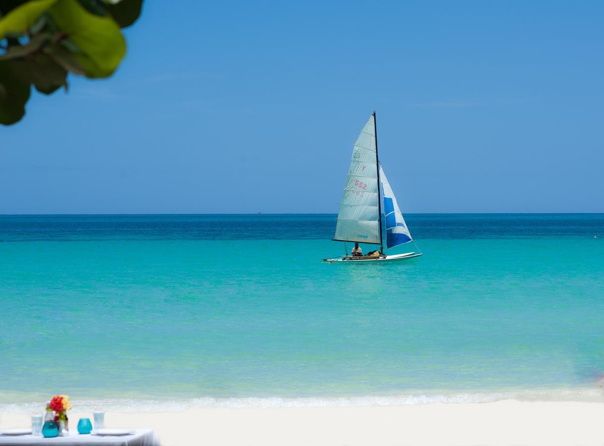 Secret Cabins At Firefly Beach Cottage Negril Extérieur photo